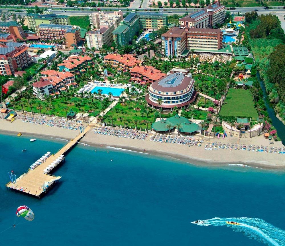 Resort Saphir & Villas Konaklı